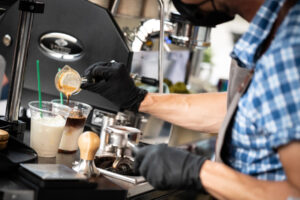Coffee Catering Mobile Kaffee-Bar / Coffee Bar - Grundsteinlegung Chäsimatt Rotkreuz - Iced Coffee Zubereitung